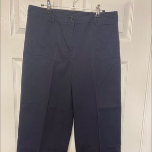 #131 Talbots Wide Leg Cropped Chinos, Size 12, navy blue. #131